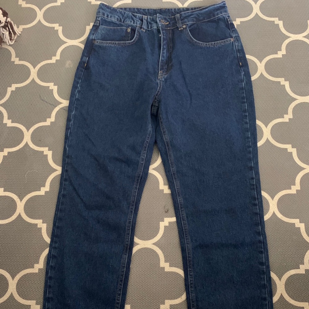 RAGGED JEANS ! BRAND NEW
